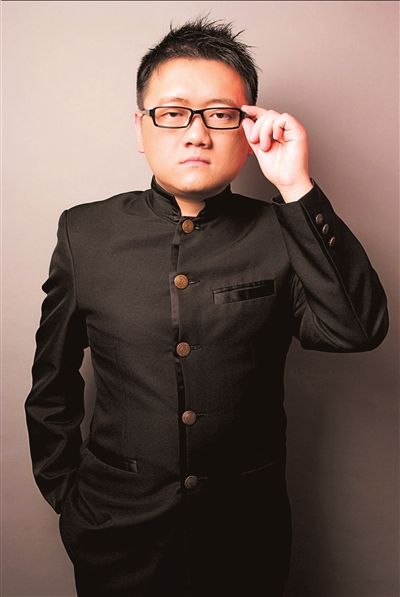 网络作家血红每天三小时更新万余字小说