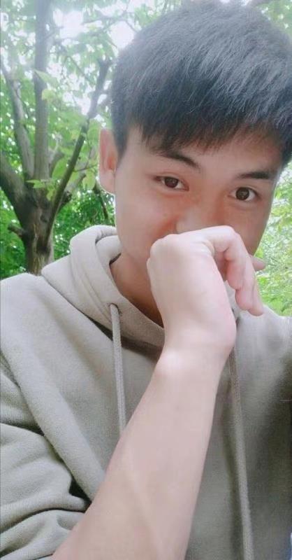 橙瓜专访米读签约作家归心历史作者转型玄幻却写出单日稿费破25万的